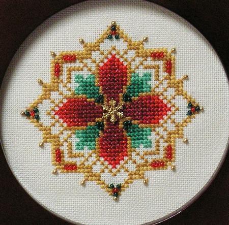 Christmas Medallion - Cross-Point Designs