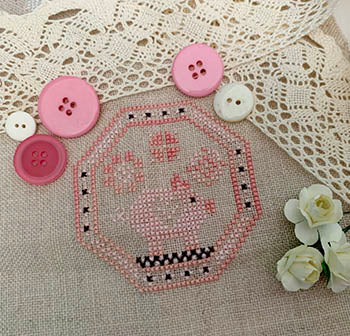 Quirky Quaker: Pig - Darling & Whimsy Designs