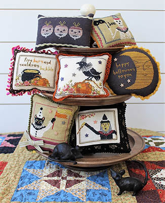 Harlequin Halloween Smalls - Cosford Rise Stitchery