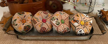 Seasonal Biscornu - Mani Di Donna
