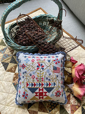 Betsy's Patriotic Basket: 4th Of July - Pansy Patch Quilts & Stitchery