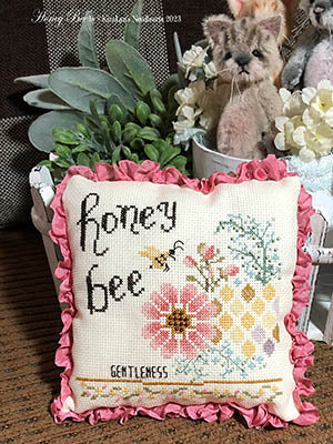 Honey Bee - Kiralyn's Needlearts