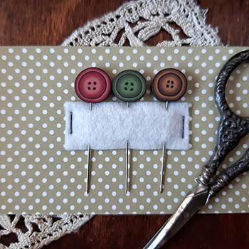 Three Buttons Pins - Puntini Puntini