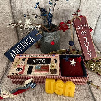 God Bless America Sewing Box - Mani Di Donna