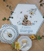 Happy Bees: A Little Honey Is On The Way - Serenita Di Campagna