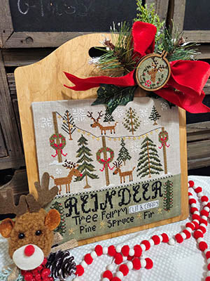Reindeer Tree Farm - Quaint Rose NeedleArts