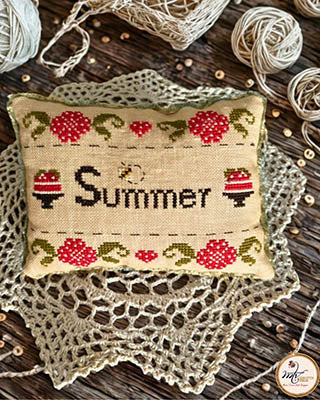 Summer Pillow - MTV Designs