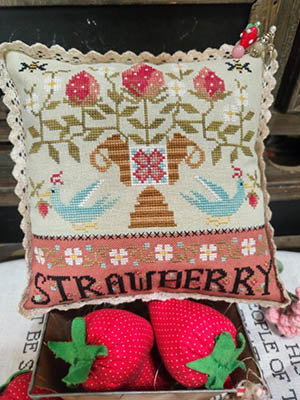 Strawberry Urn - Quaint Rose NeedleArts