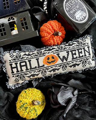 Halloween Pillow - Yasmin's Made With Love