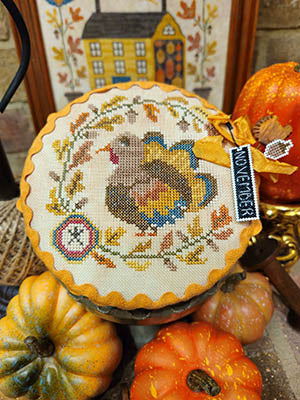 Pin Drum Shorties #11: Turkey - Quaint Rose NeedleArts