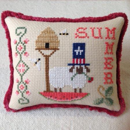Plum Petite Seasons Collection: Summer - Plum Pudding NeedleArt
