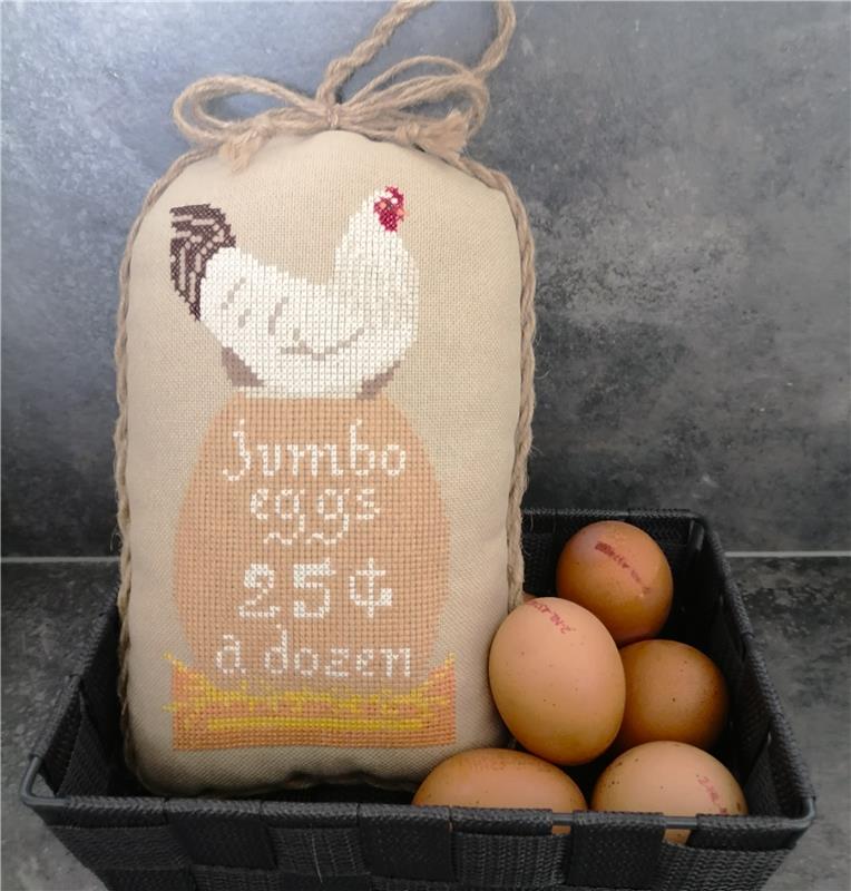 Jumbo Eggs - Twin Peak Primitives