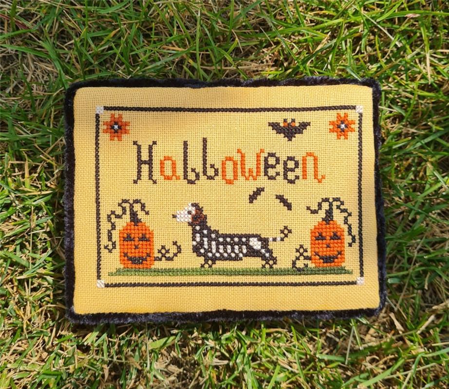 Halloween Party - Cute Embroidery by Kate