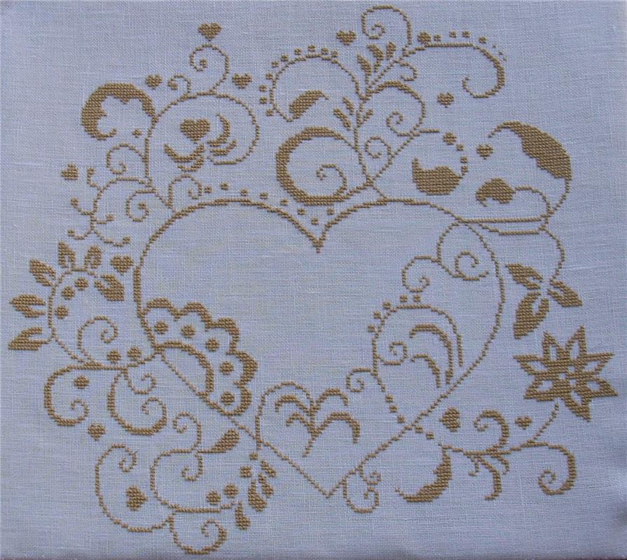 Sogno D'Amore (Love Dream) - Alessandra Adelaide Needleworks