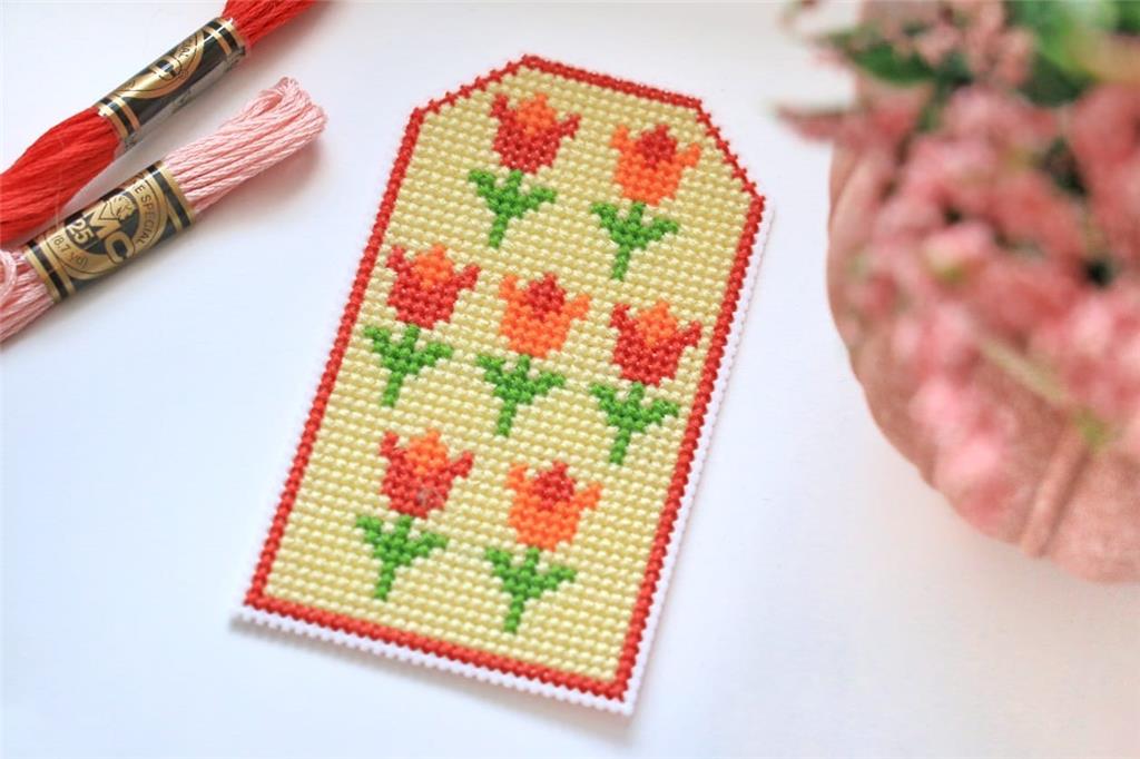 Easter Tag: Flowers - Cute Embroidery by Kate