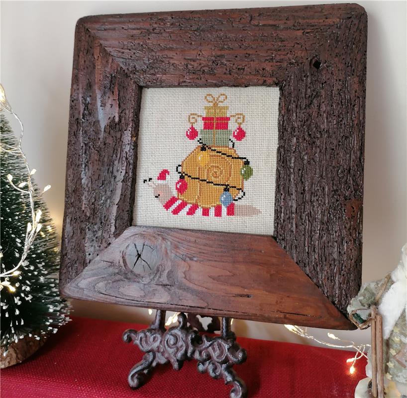 I'll Be Home Till Christmas: Snail  - Twin Peak Primitives