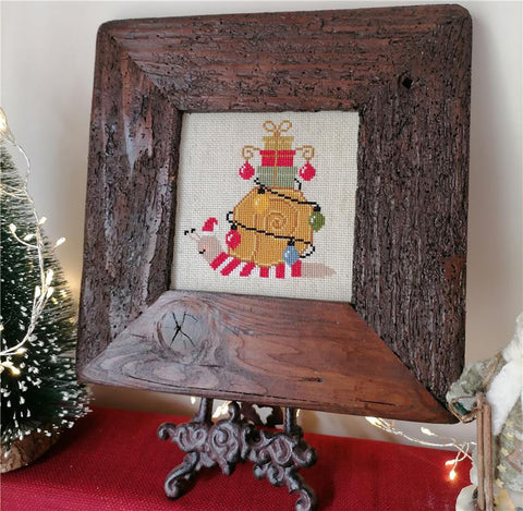 I'll Be Home Till Christmas: Snail  - Twin Peak Primitives