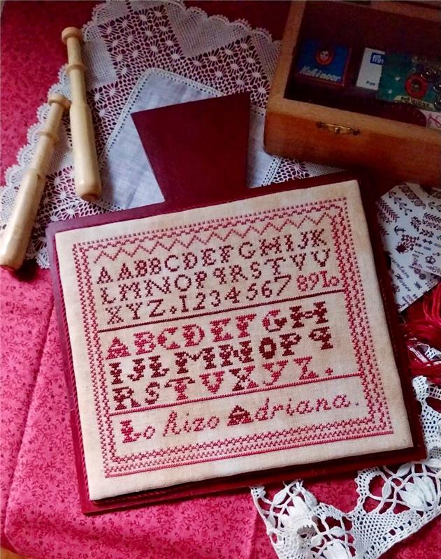 Adriana Sampler - The Spanish Stitcher