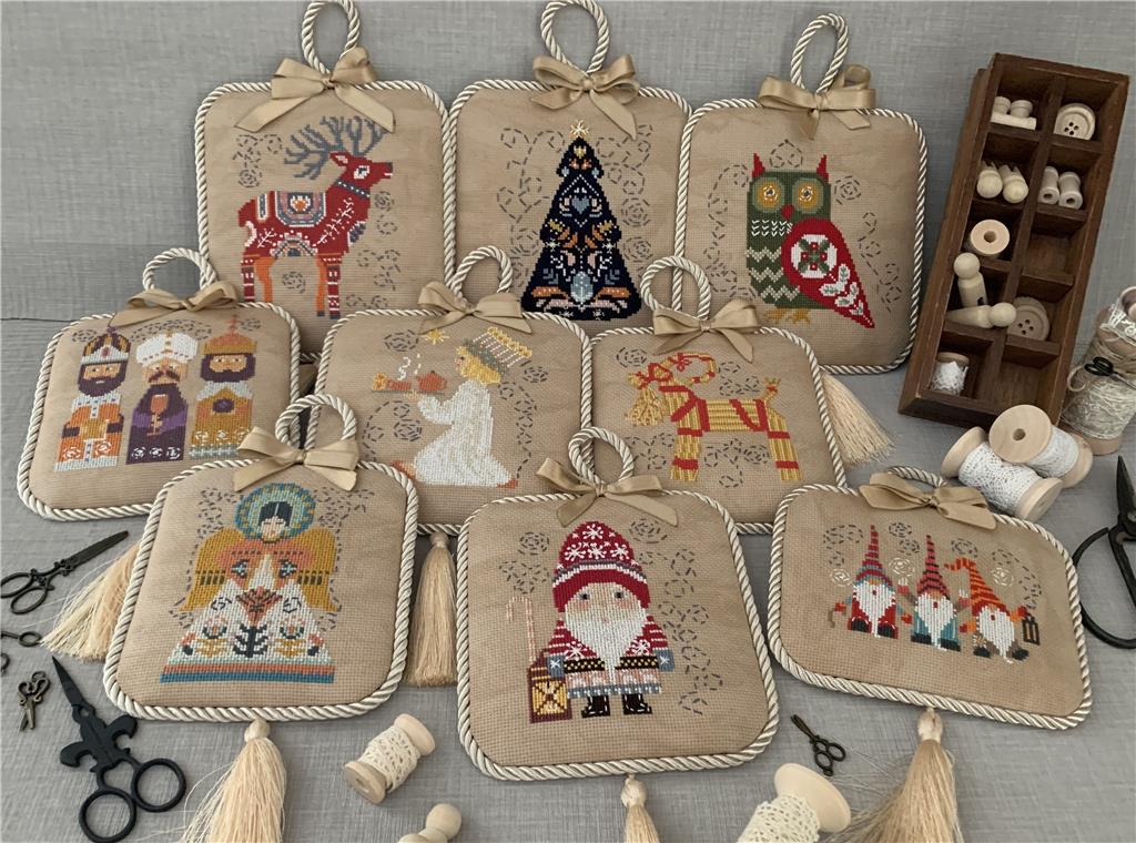 Quirky Christmas - Twin Peak Primitives