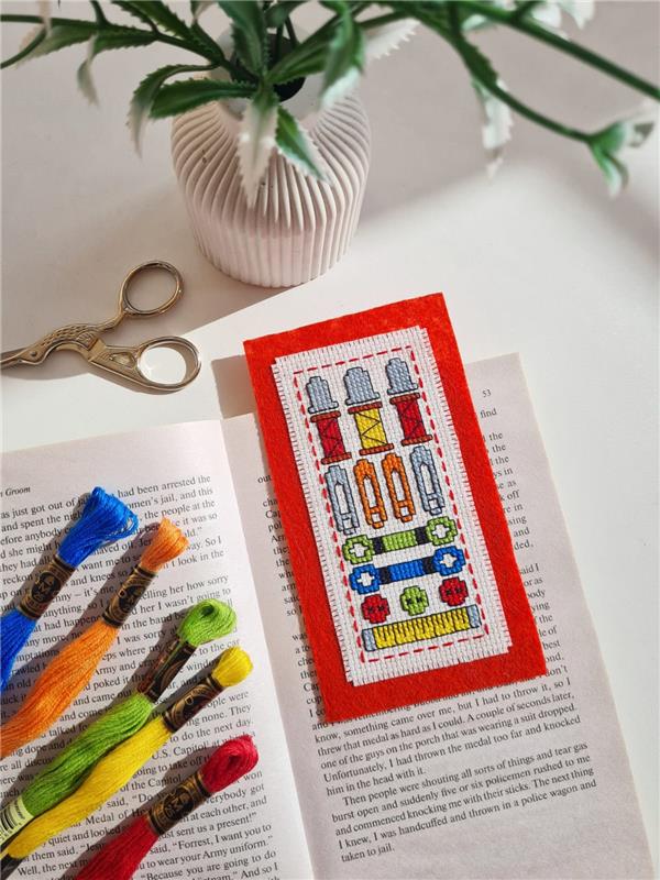 Love Stitching 2 - Cute Embroidery by Kate