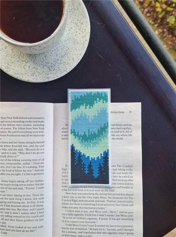 Northern Lights - Cute Embroidery by Kate