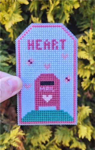 Valentines Day Mail Tag - Cute Embroidery by Kate