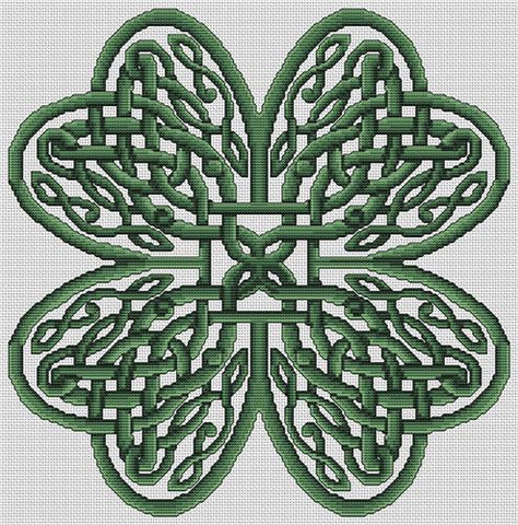 Celtic Shamrock Knotwork - Artists Alley