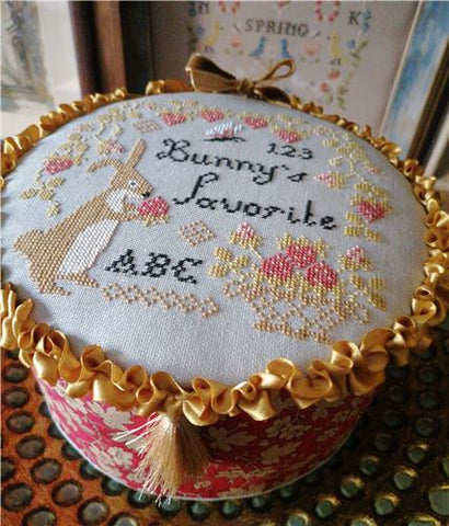 Bunny's Favorite - Twin Peak Primitives