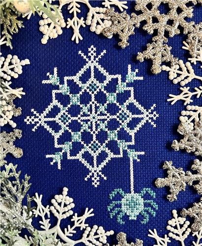 Snowflake Spider - Stay Platinum Stitchery