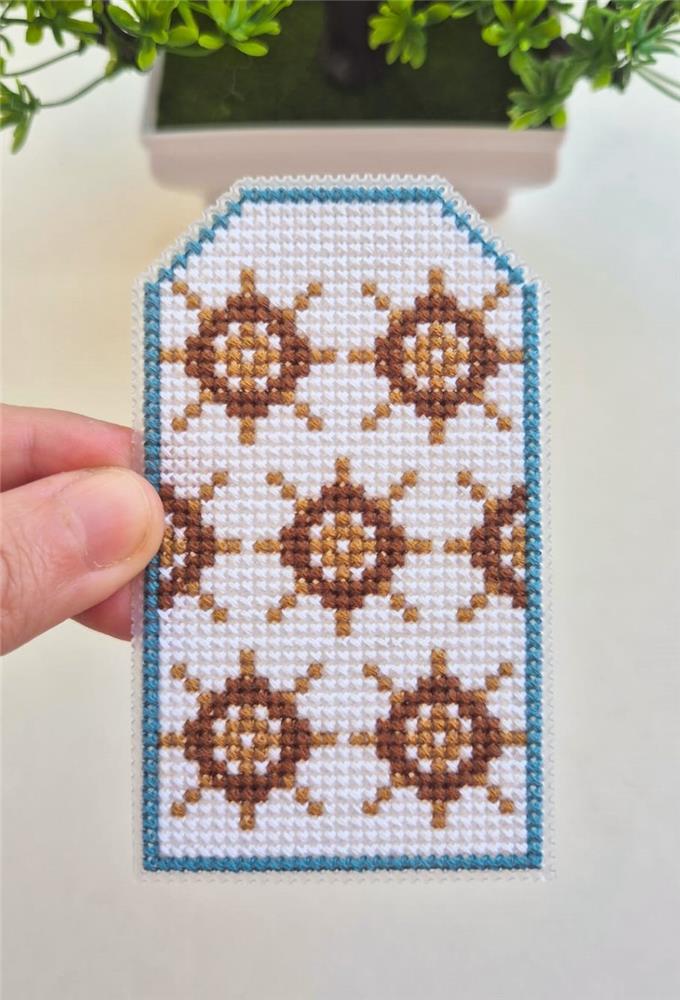 Ship's Wheel Tag - Cute Embroidery by Kate