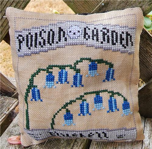 Poison Garden: Bluebell - Cobweb and Rose