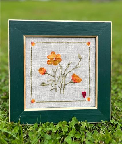 Summer Flowers - Cute Embroidery by Kate