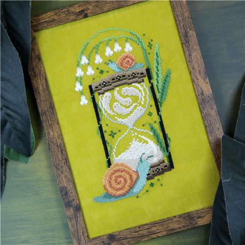 Spring Lily Snail - The Stitch Crypt