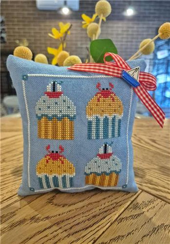 Sea Cupcakes - Cute Embroidery by Kate