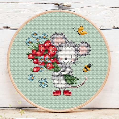 Strawberry Mouse Mini 2 - Artmishka Cross Stitch