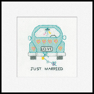 Just Married: Greeting Cards By Kirsten Roche (Aida) - Heritage Crafts Kits