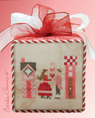 Big-Hearted Frill - Heart in Hand