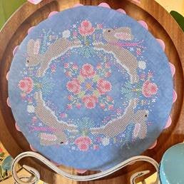 Bunnies Round The Rosie - Luhu Stitches