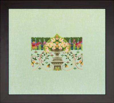 Blossom Urn : Boerum Decorum - Nora Corbett