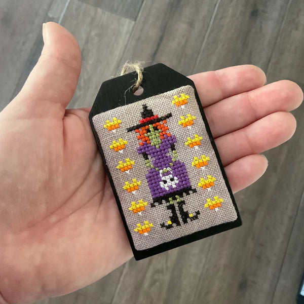 Halloween Tiny Tags - Dirty Annies