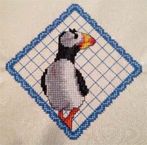 Lace Puffin I - Cross Stitch Wonders