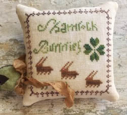 Shamrock Bunnies - Lucy Beam