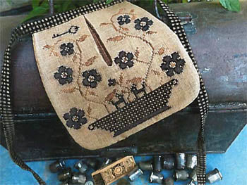 Stone Flowers Sewing Pocket - Stacy Nash Primitives