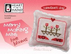 Merry Making Mini, Love Blooms - Heart in Hand
