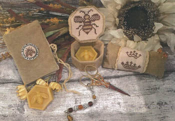 Queen Bee Sewing Set - Mani Di Donna