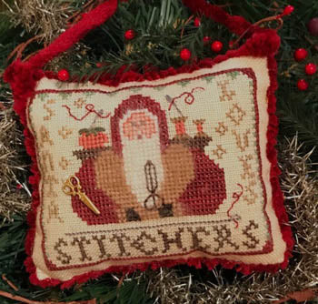 Santa Loves Stitchers: 2020 Santa Ornament - Homespun Elegance