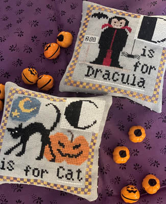 Halloween Alphabet: C & D - Romy's Creations