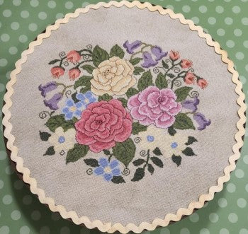 Tammie's Roses - Vintage Needlearts