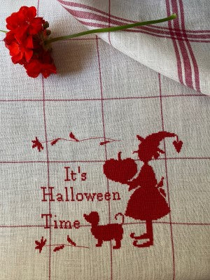 It's Halloween Time - Lilli Violette