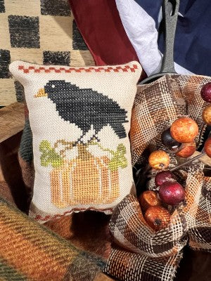 Pumpkin Crow - Southern Stitchers Co.